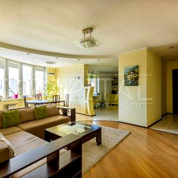 Продаж 3-кімнатної квартири 112м2 вул. Урлівська Позняки