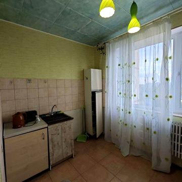 Дёшево! Продам 3 комн Индустриальный район 18000