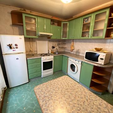 Академіка Шалімова вул. (Героїв Севастополя), 33