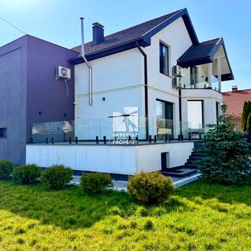Продаж стильного газифікованого будинку в Ужгороді !