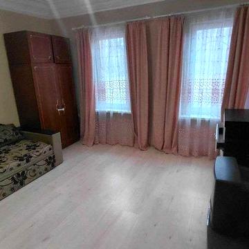 ЗДАЄТЬСЯ простора 2к квартира ЦЕНТР Короленко КЛЮЧІ НА РУКАХ