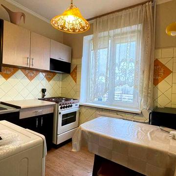 Здається 2-кім. квартира пр. Оболонський 33А  метро Мінська