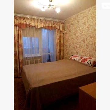 Довгострокова оренда 2к Квартира Троїцька площа