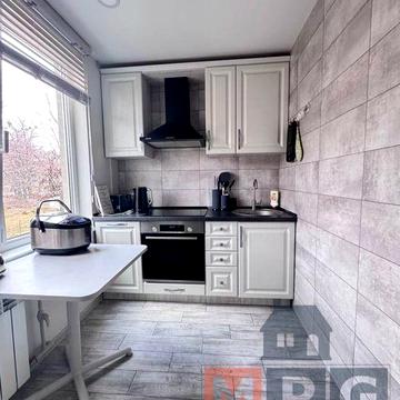 Продам 3 км / 60м2 / вул. 23 серпня / Павлове Поле