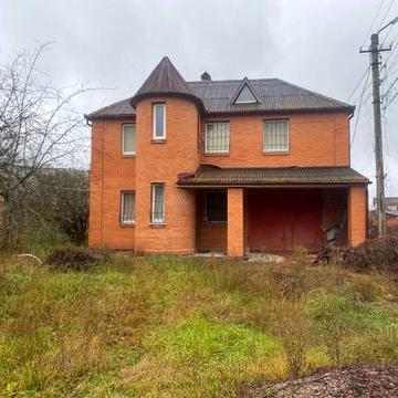 Продам двоповерховий приватний будинок