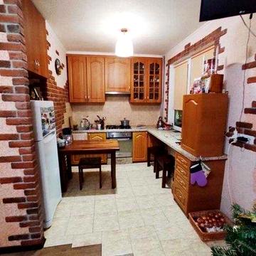 В Харкові продам 3к квартиру з ремонтом.