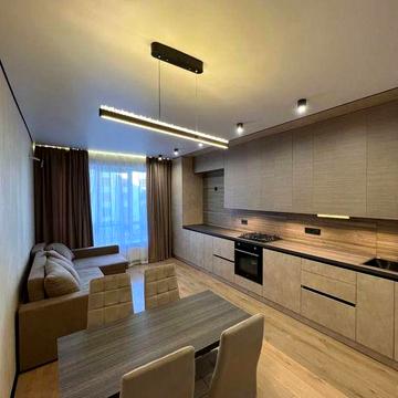 Євро 2к квартира з сучасним ремонтом . Кухня 19 м2