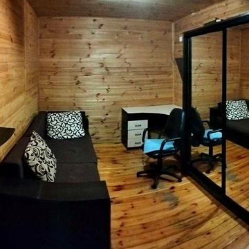 Здам 1 кімнатну. Метро Захисників України.