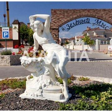 Зелёный Мыс. Трёхкомнатная в состоянии от строителей