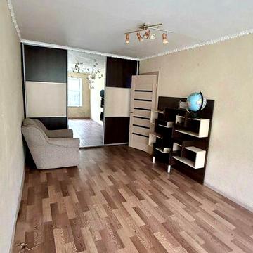 Продам секцію р-н цукровий завод