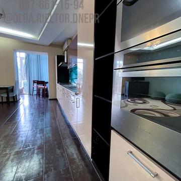 Довгострокова оренда 3к Квартира Херсонська вулиця