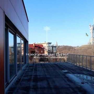 Продаж унікального пентхаусу без рем. вул. Ломаківська  508м2 Печерськ