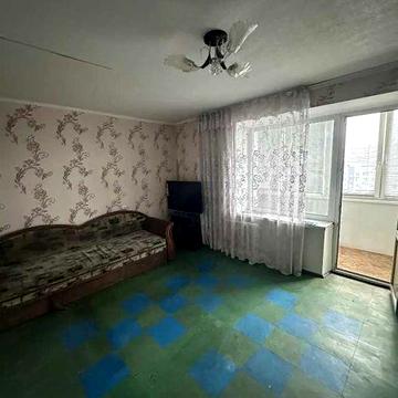 Продам простору 3-х комн квартиру цегляний будинок Набережна Заводська