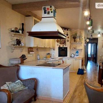 Довгострокова оренда 3к Квартира Мечникова вулиця