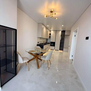 Дуже красива новинка 1 на квартира з авторським ремонтом! ЖК Status