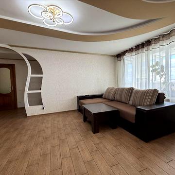 Продам 3 кімнатну квартиру район 4 школи