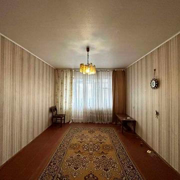 ПРОДАЖ 2-КІМН. ВЕЛИКОГАБАРИТНОЇ квартири з чудовим краєвидом (л/б)