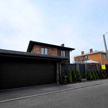 Сучасний будинок біля Києва с. Гатне