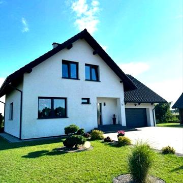 будинок 145м2, фасад, 2 поверхи, дах, вікна, двері