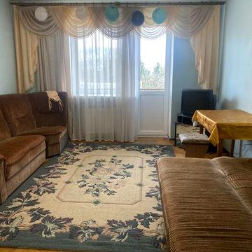 Оренда 2 кімнатної квартири в центрі (Військове містечко)