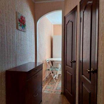 Продам 1к квартиру р-н ХТЗ Метро. 3й этаж\5ти