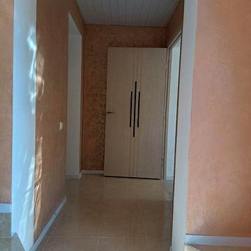 Будинок з ремонтом 2025    року.