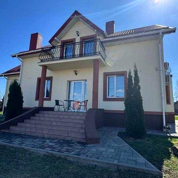 Продам будинок біля Каравану