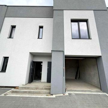 Продаж БЕЗ комісії! Котедж в Конопниці