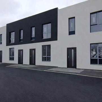 Продаж 2-поверхового Таунхауса