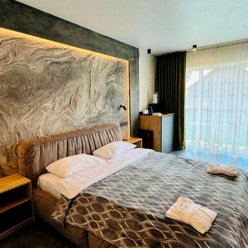 Діючі апартаменти, Буковель, Фенікс Релакс Парк, Phoenix Relax Park