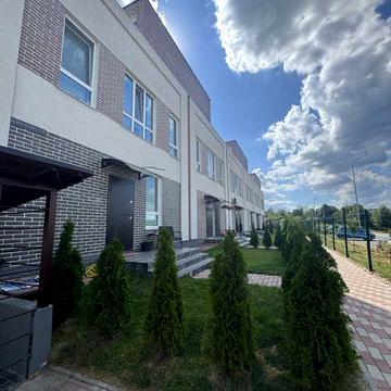 Продаж сучасного таунхауса  с. Гора Київська область ЖК Кантрі Таунхаус