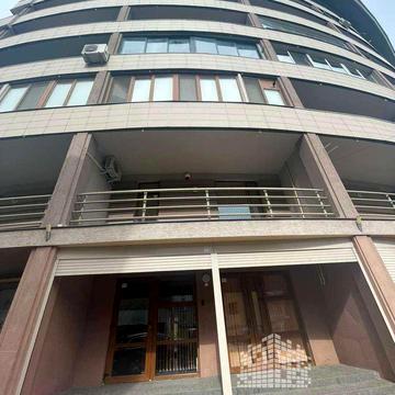 Жупанатська пл., 1