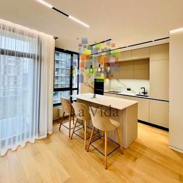 Салютна вул., 2к1