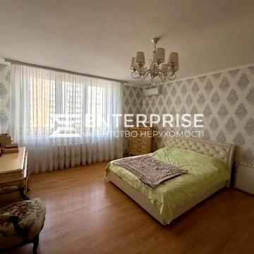 Продажа 2-к. квартири вул. О. Пчілки Дарницький р.