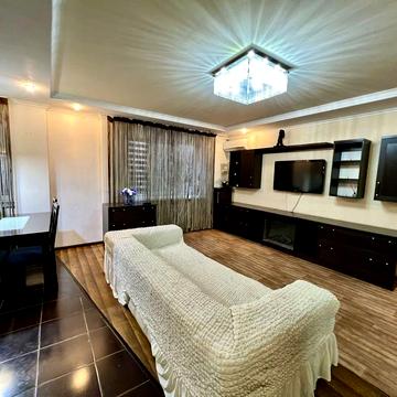 Двокімнатна квартира в р-ні Літака