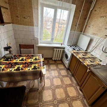 Здам 2к ПРОСПЕКТ незалежності, зуп. Спорттовари