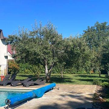 Дом с бассейном, тихое место, Старый Салтов.