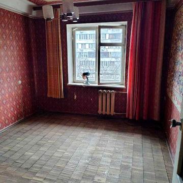 Ентузіастів 21,  Русанівка,  Метро Лівобережна.