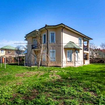 16 соток / закрита територія / з ремонтом / озеро, речка / Васільков