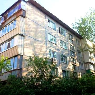 "Воскресенка", 2-кімнатна біля "Епіцентру".