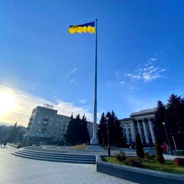 Соборний майдан, продаж 3-кімн квартири вул Рильського