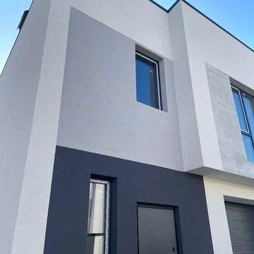 Таунхаус з фантастичним виглядом на гори в розтермінування!