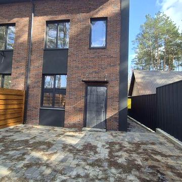 Таунхаус кутовий, біля парку Центральний