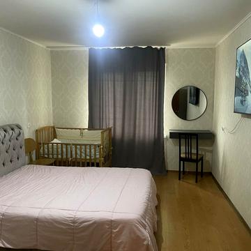 Ясинуватський пров., 11