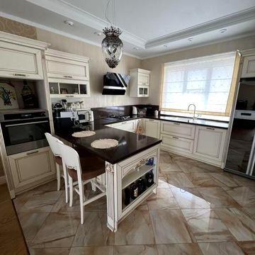 Продаж якісного будинку в Ужгороді, район вул Загорська