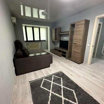 Сдам в аренду однушку на Поля(Кирова)