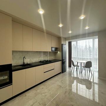 Продам 1-кімнатну квартиру . Новобудова з ремонтом ЖК Статус