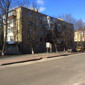 Центр міста!!! Продам або обміняю 1/2 частину трикімнатної квартири