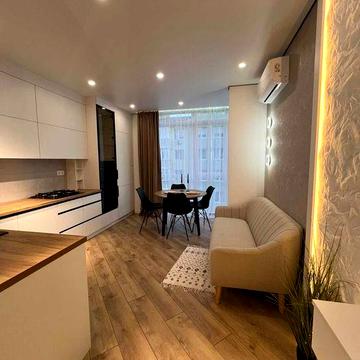 Оренда 2 кімн. квартира вул Малоголосківська НОВОБУД