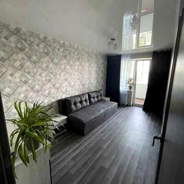 Продам 2 к кв пр. Мануйлівський 77, р-н Макдональдс.Лівий берег.